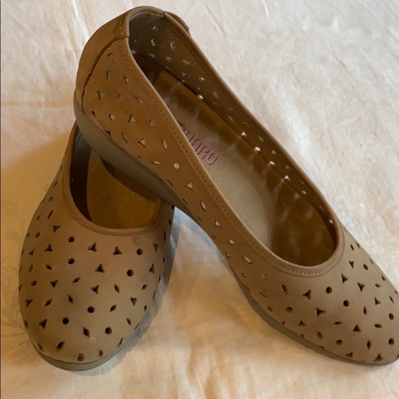 Munro Shoes - Munro Slip-ons